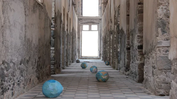 Sterna Art Project: ένας νέος εικαστικός θεσμός γεννιέται στη Νίσυρο 